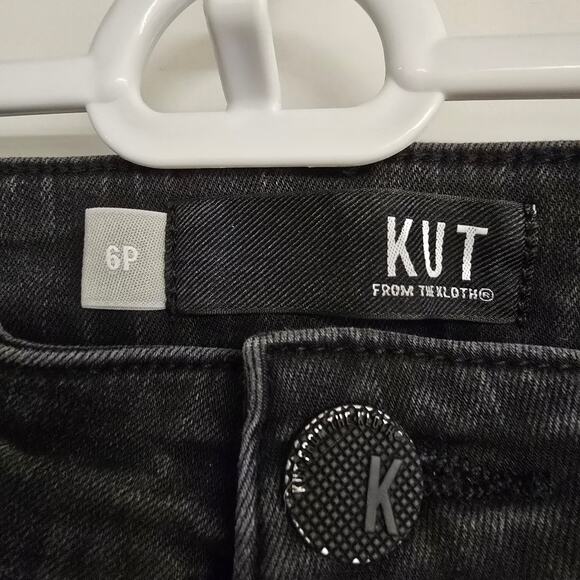 Women's Kut from the Kloth Black Denim Skinny Jeans Fray Ankles | Size 6 Petite - Picture 8 of 8